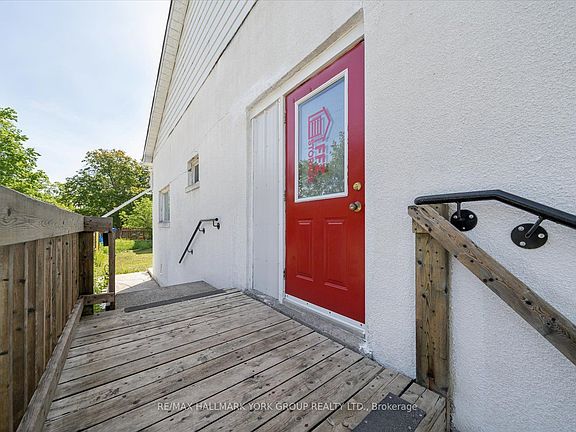 5th image of 21 Ann St N