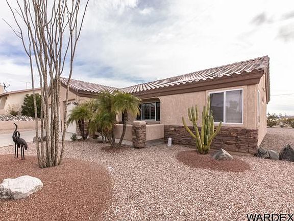 3rd image of 2746 Empress Ln