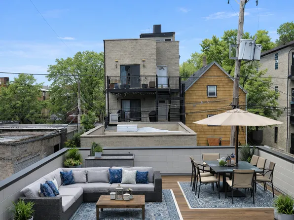 2744 W Cortez St #2, Chicago, IL 60622