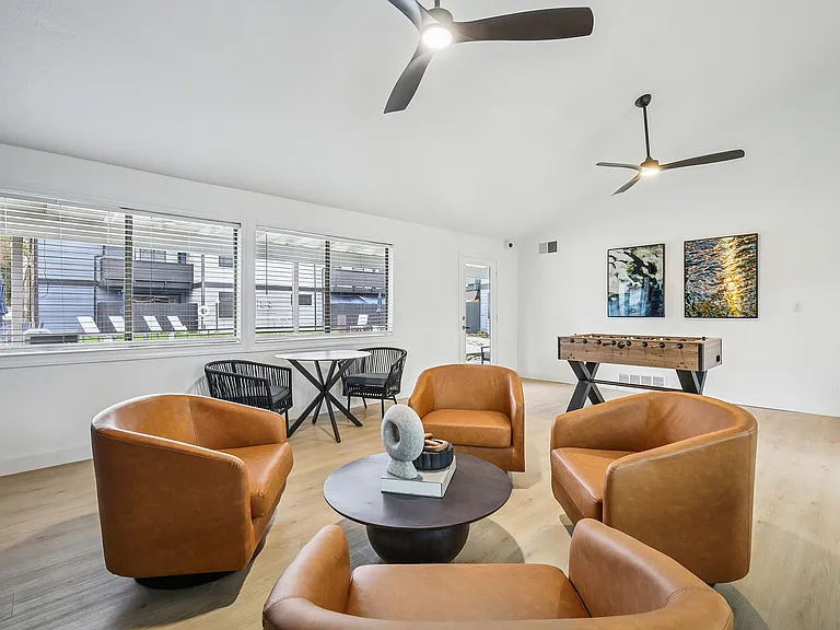 ReNew Fair Oaks — Photo 12