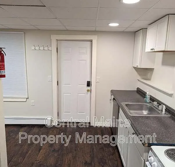34 Washington Ave #D — Photo 6