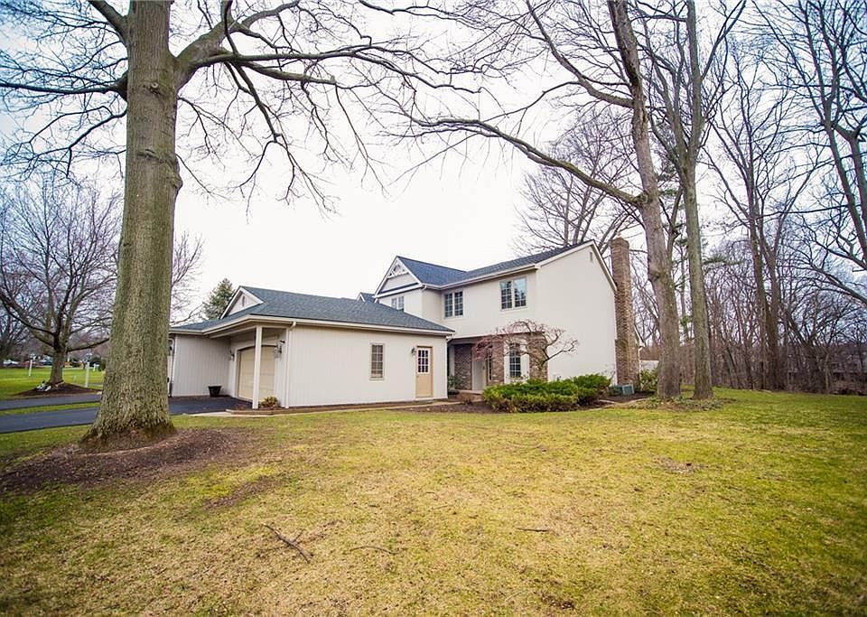 1st image of 691 N Cove Dr