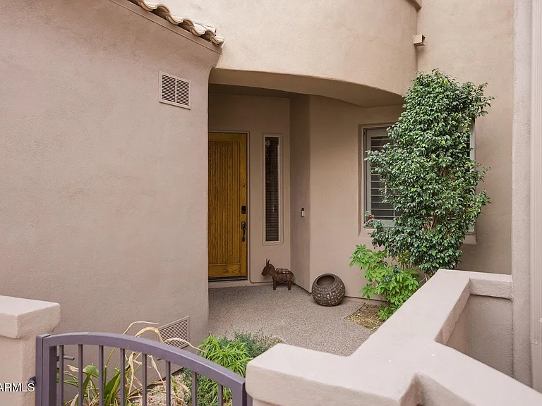 19475 N Grayhawk Dr #1060 — Photo 2