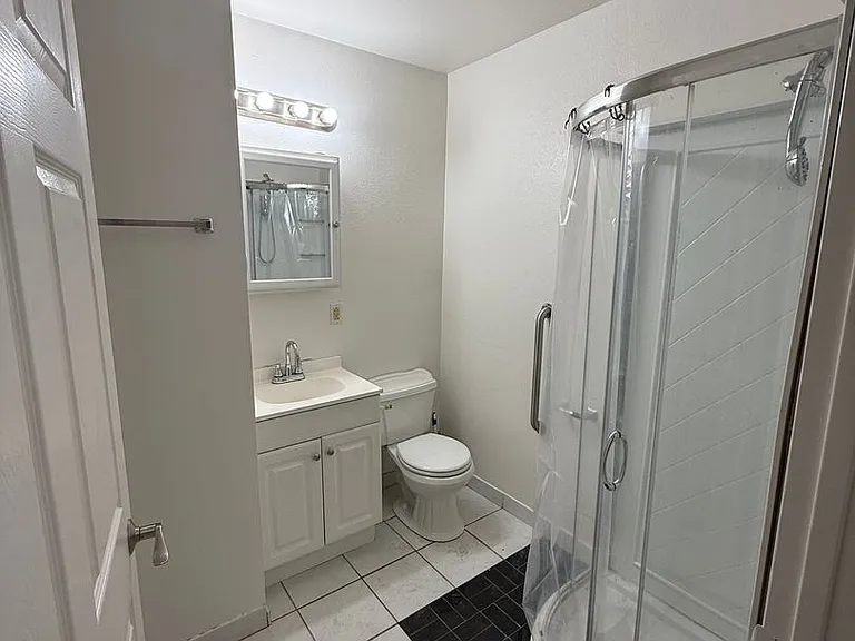 1337 Hyder St — Photo 8