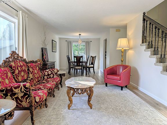 3rd image of 99 Sunset Pl