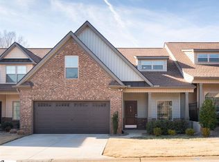 817 Asheton Commons Ln, Simpsonville, SC 29681