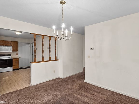 4th image of 1778 Stone Creek Ln #2
