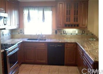 4th image of 30317 Twain Dr