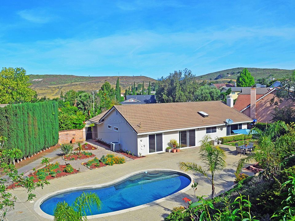1st image of 144 Ventana Ct