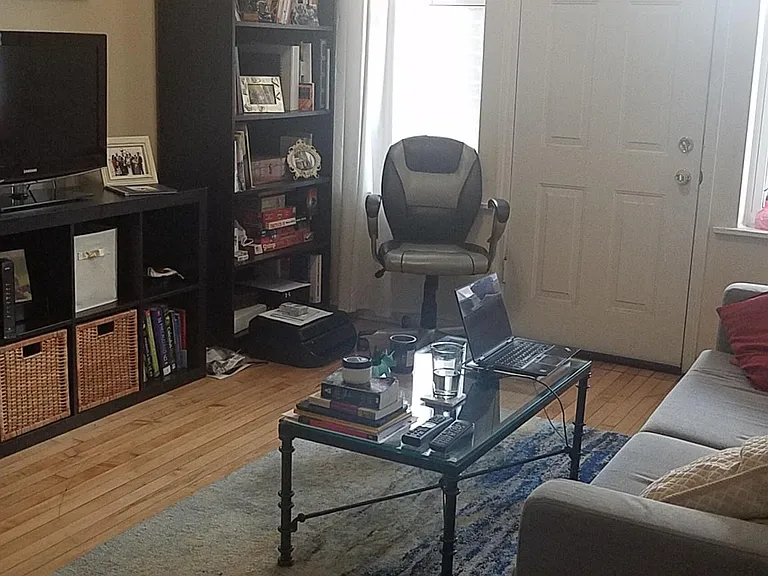 2614 W Augusta Blvd #2-F — Photo 3