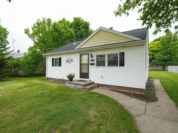 1359 Mishawaka Ave, South Bend, IN 46615