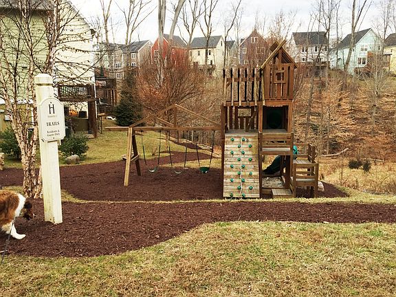 neighborhood playground 