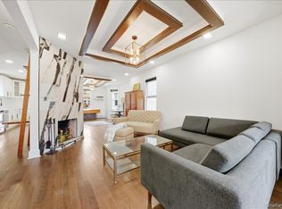 916 Clarence Avenue, Bronx, NY 10465