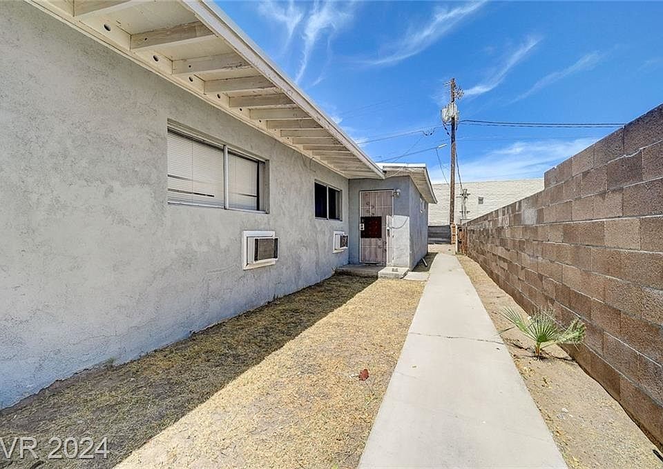 Side yard, East