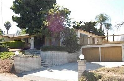 1st image of 1050 W 11th Ave