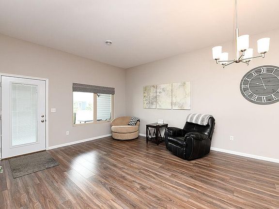 3rd image of 608 34th Way E #A
