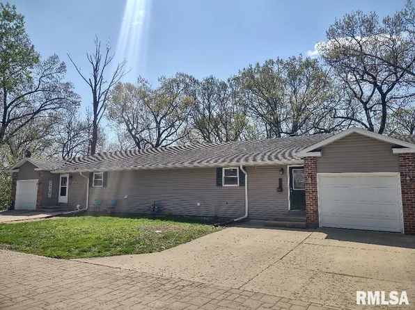 420 Bird Ave, Bartonville, IL 61607