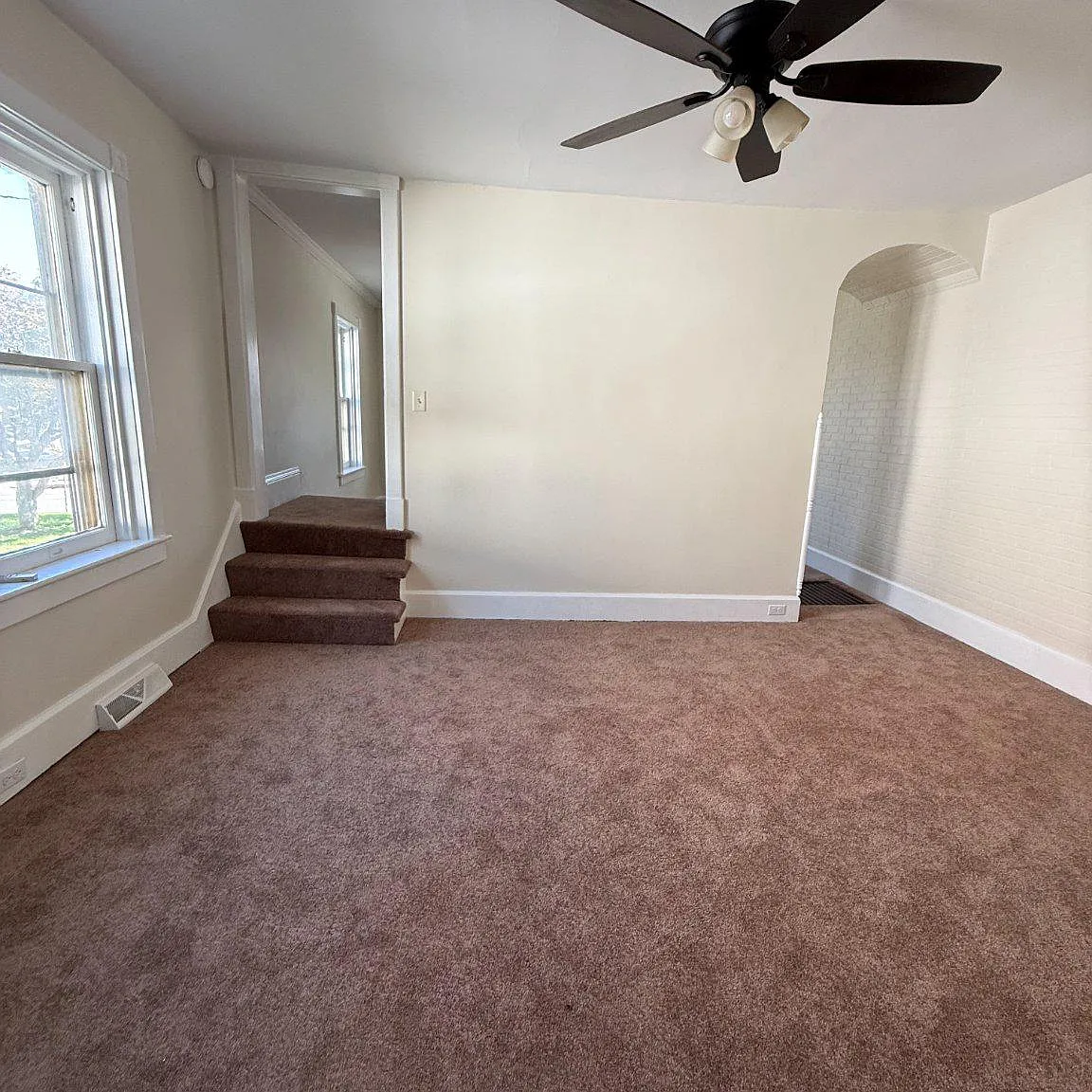3 bed, 1.5 bath, 1744 sqft, $1,700 — Photo 3