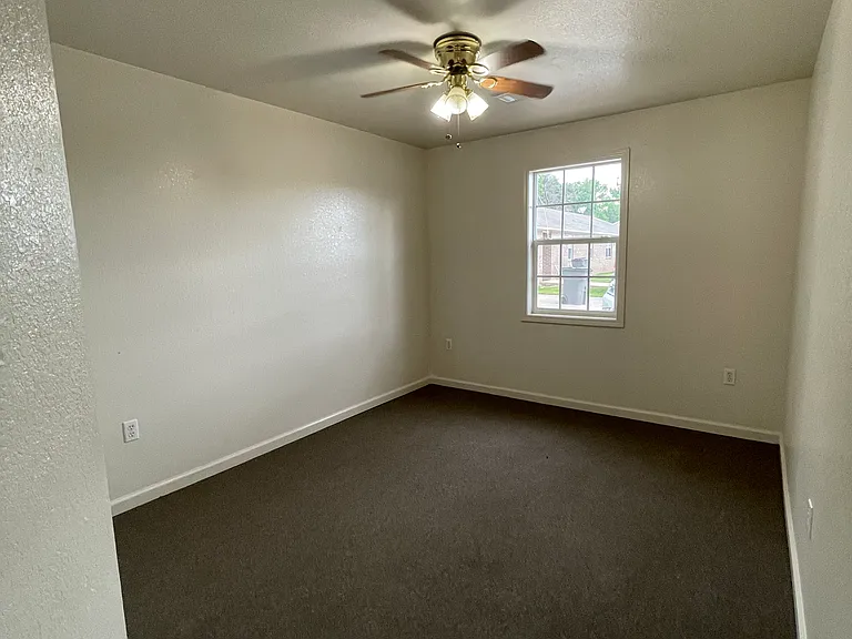 1000 N 40th St #2 — Photo 17