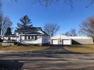 526 N Peoria St, Gilman, IL 60938