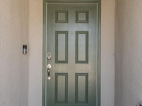 2nd image of 1108 E Kern Street