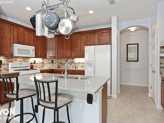 3rd image of 2152 Boyden Dr