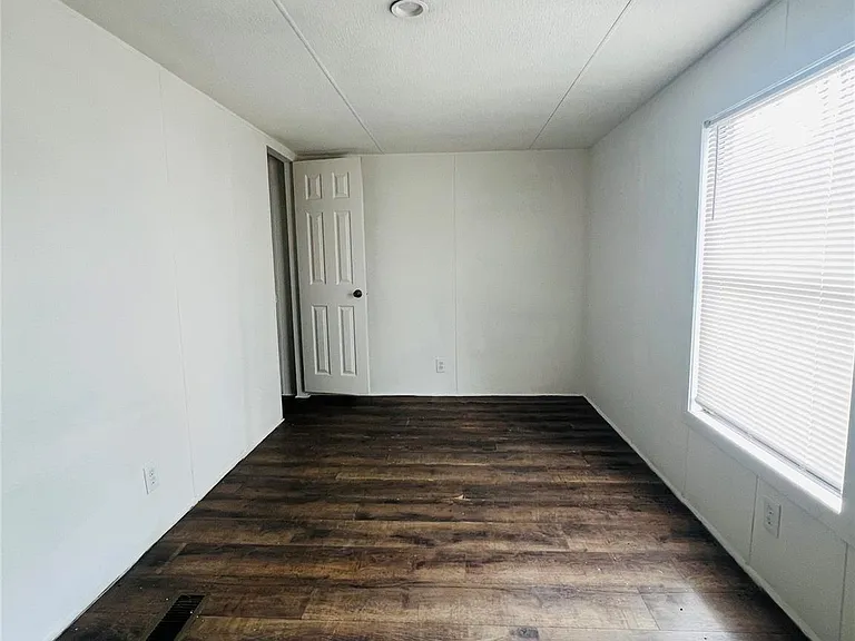 395 Pashun Ln — Photo 29