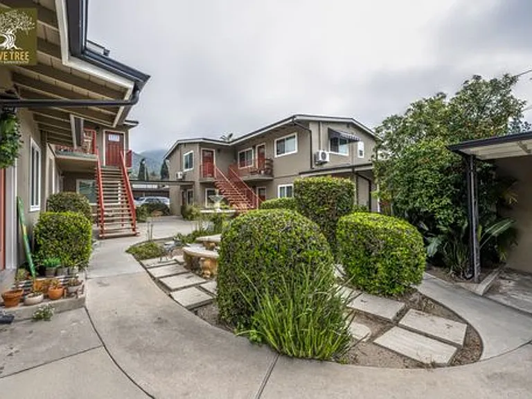 145 E Sierra Madre Blvd — Photo 1