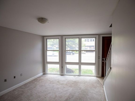 5th image of 822 N 4th St