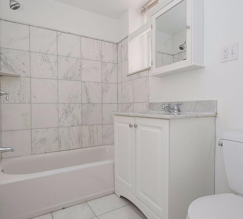 2nd image of 82 Brainerd Rd #12MA
