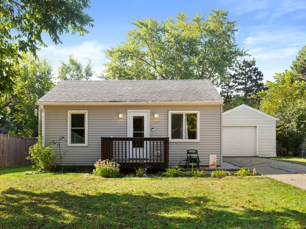 18927 W Old Plank Rd, Grayslake, IL 60030