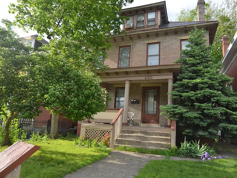 430 King Ave #B — Photo 1