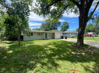 1711 SW Belle Ave, Topeka, KS 66604