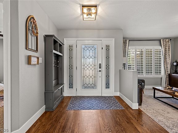 5th image of 4240 Mills St