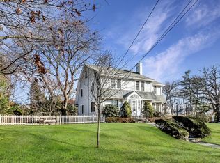 35 Edgewood Rd, Scarsdale, NY 10583