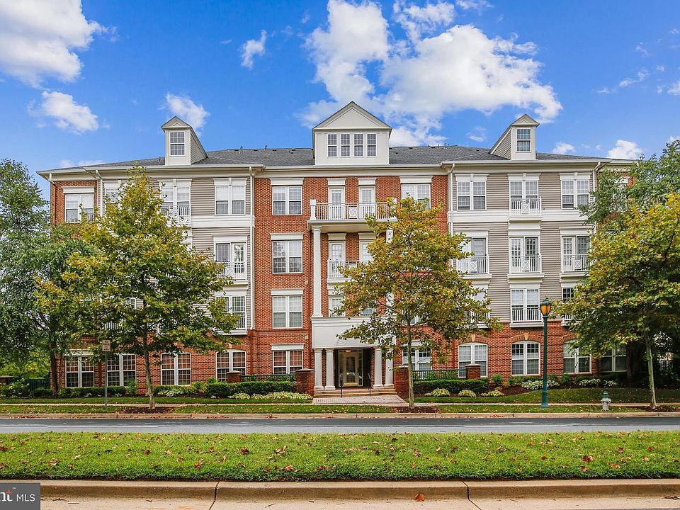 1st image of 1625 Piccard Dr APT 304