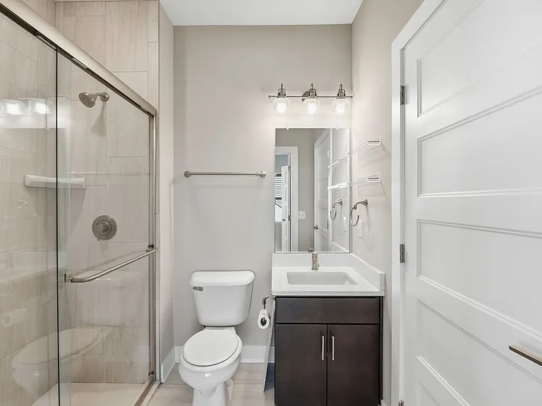 919 S 31st St — Photo 14