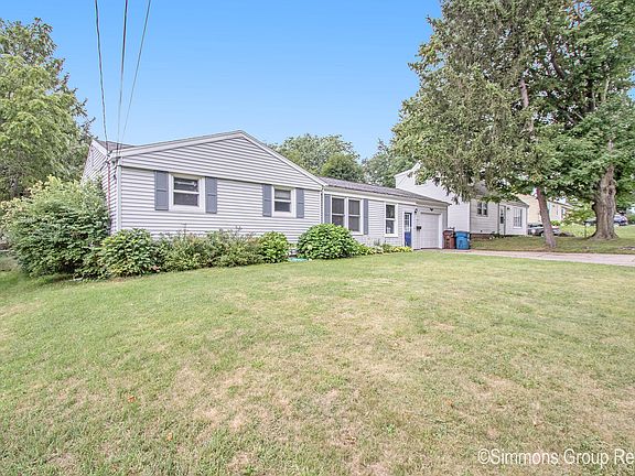 2nd image of 184 Brandywyne Dr NW