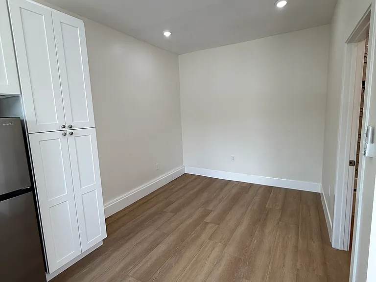 3647 Vinton Ave #10 — Photo 4