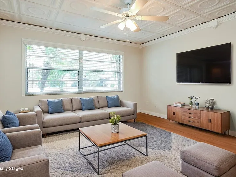 5219 Ardmore Dr — Photo 4