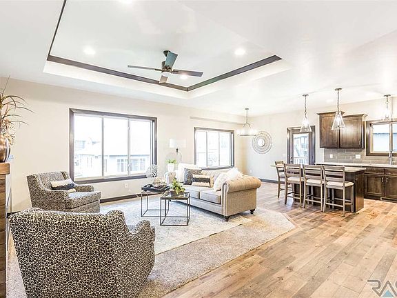 4th image of 7408 S Kenton Ln