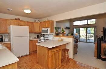 3rd image of 675 Stoney Creek Ct APT 4