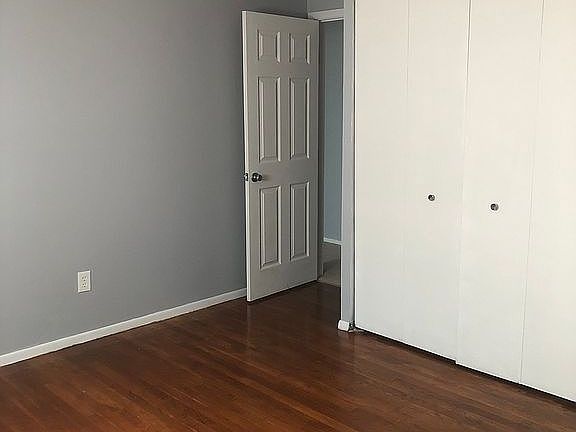4th image of 6621 Tamarind Dr