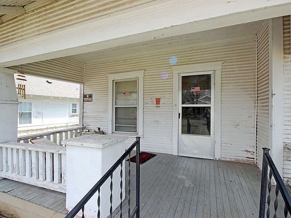 2nd image of 2616 Grim Ave