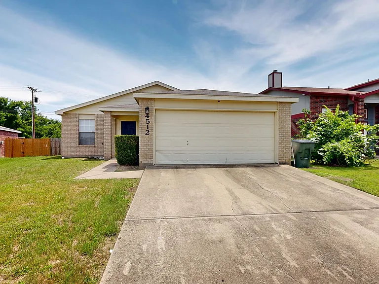 4512 Indigo Dr — Photo 1