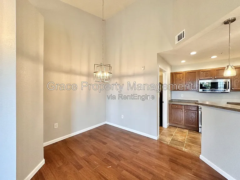 5735 N Genoa Way #306 — Photo 8