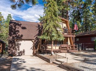 221 Maple Ln, Sugarloaf, CA 92386