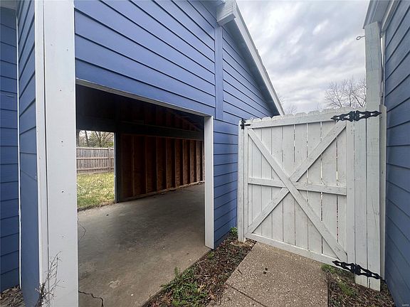 5th image of 3264 Green Pasture Dr