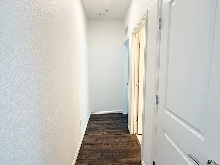 1811 Dobbin Dr — Photo 18