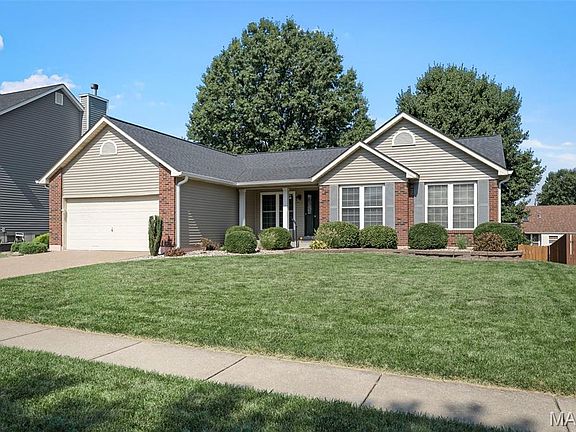 2nd image of 1822 Highgrove Dr